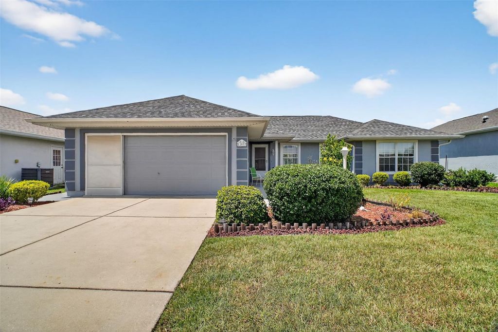 Photo of 11037 SE 173rd Place, Summerfield, FL 34491 (MLS # G5102718)