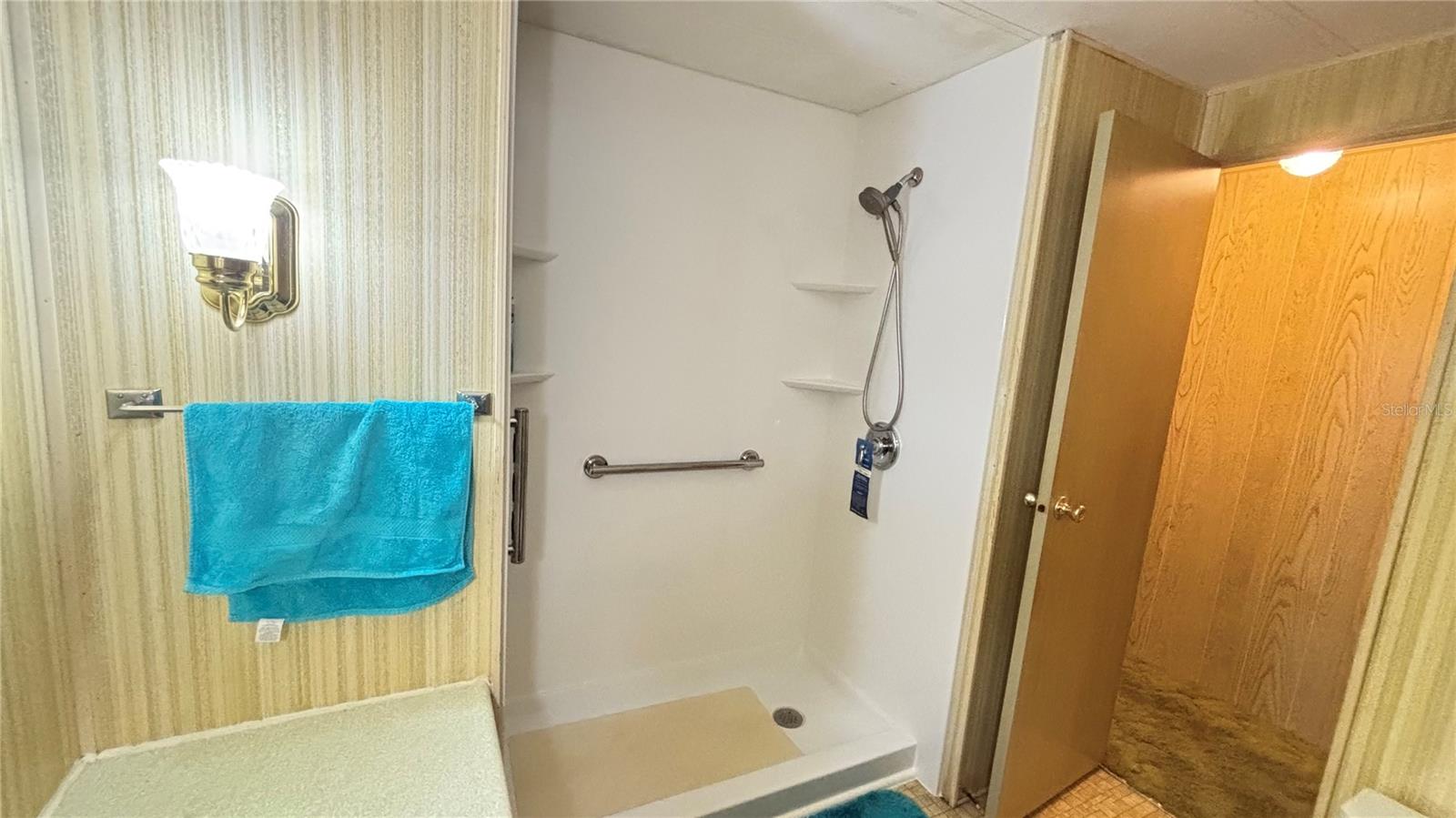 TROPICAL GARDENS M/H PARK UNREC - Residential