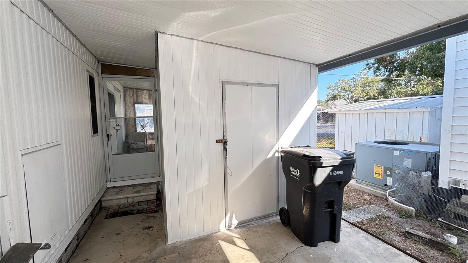 TROPICAL GARDENS M/H PARK UNREC - Residential