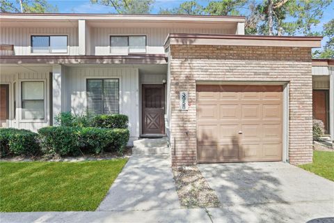 Photo of 3958 NW 27th Lane, Gainesville, FL 32606 (MLS # GC531647)