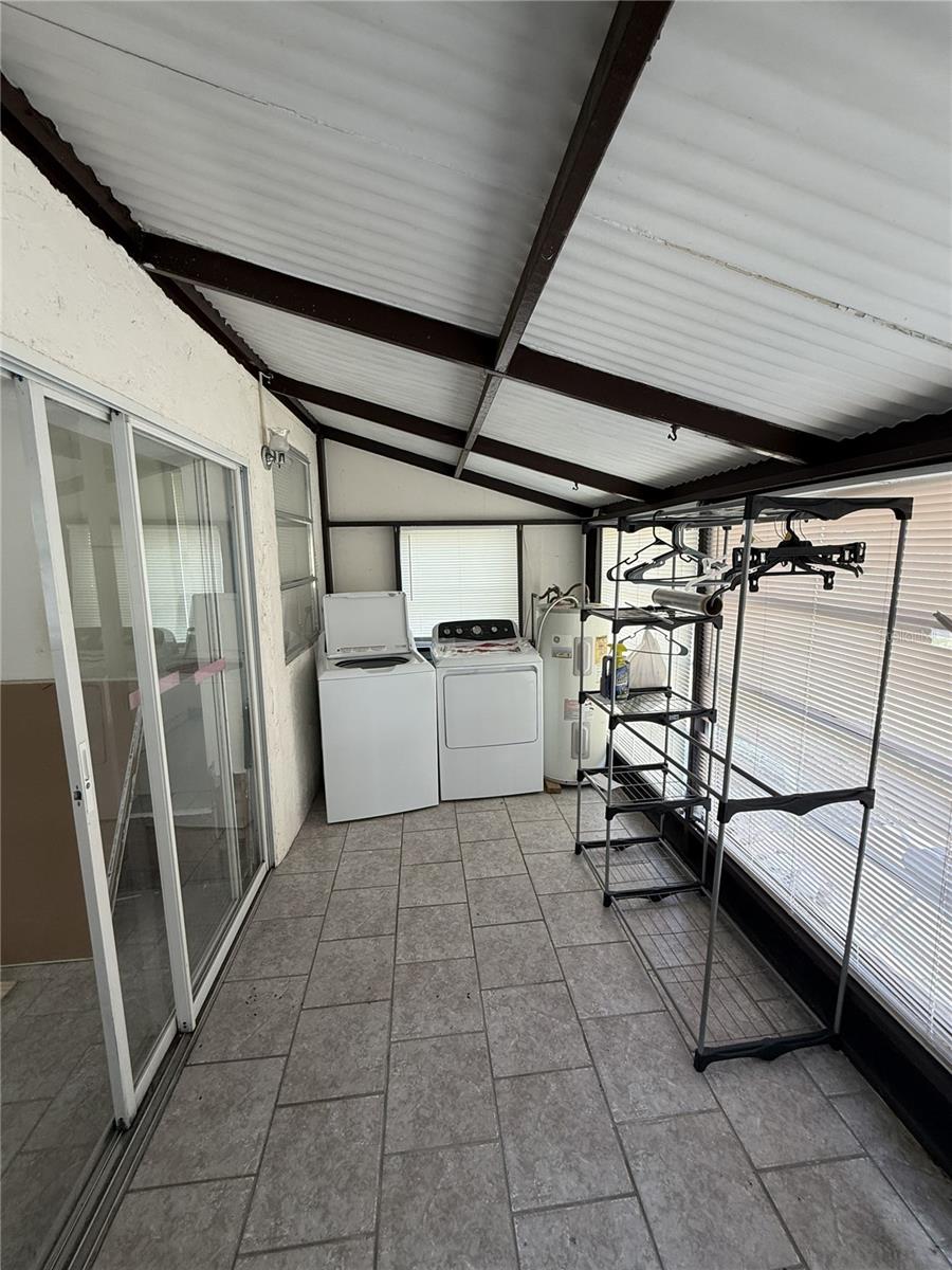 SNELL SHORES - Residential