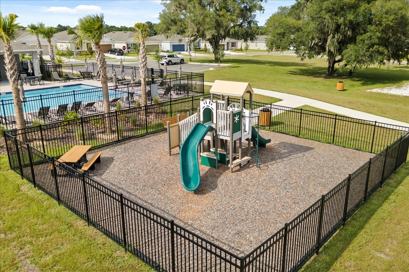 SILVER LAKE POINTE - Residential Lease