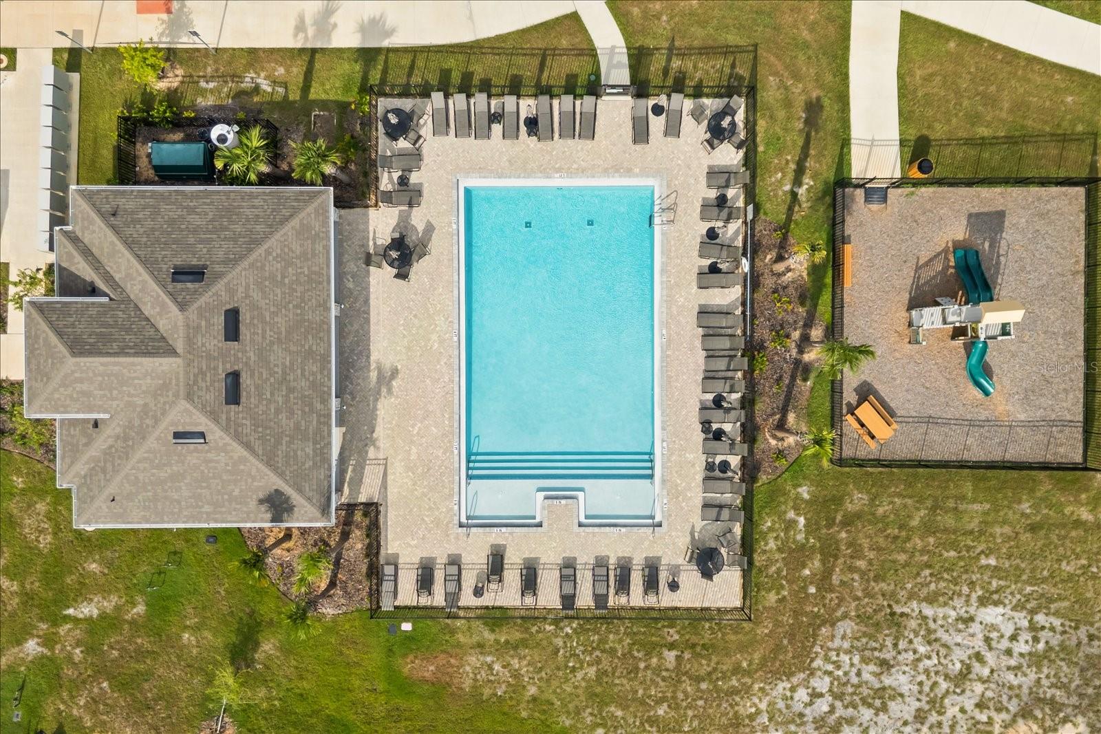 SILVER LAKE POINTE - Residential Lease