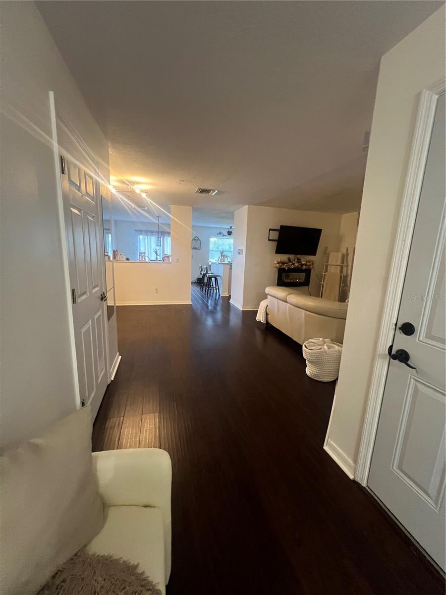 CORNICHE TWNHMS A REP - Residential