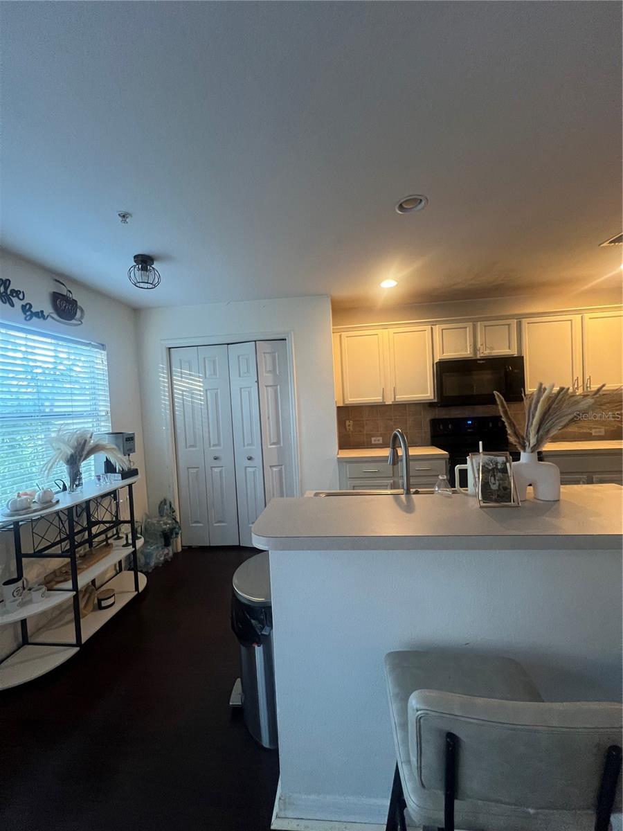 CORNICHE TWNHMS A REP - Residential