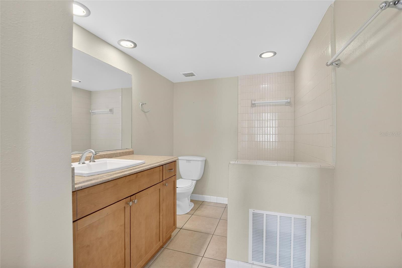 CHATEAUX DE BARDMOOR - Residential