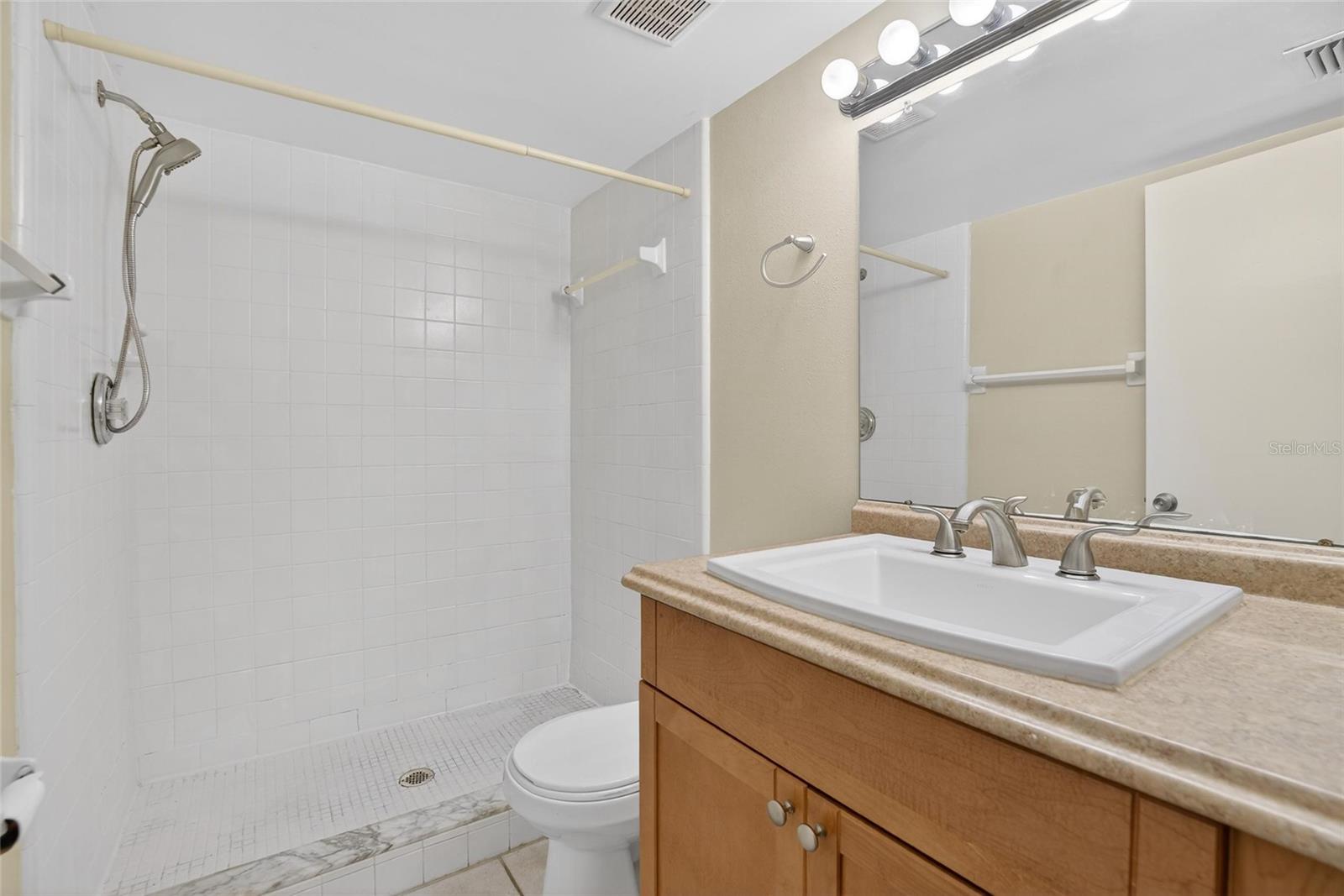 CHATEAUX DE BARDMOOR - Residential