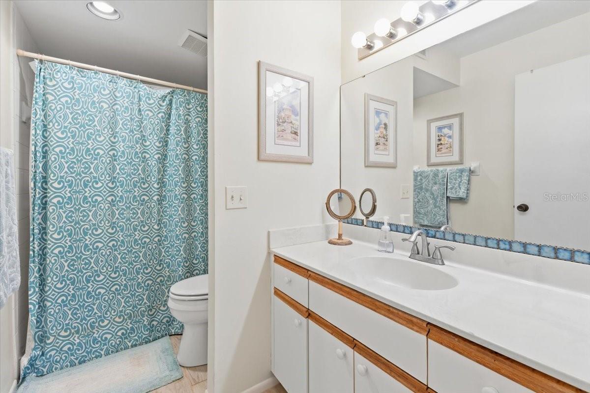 FIDDLERS GREEN 02 PH 05 BLDG 02 - Residential