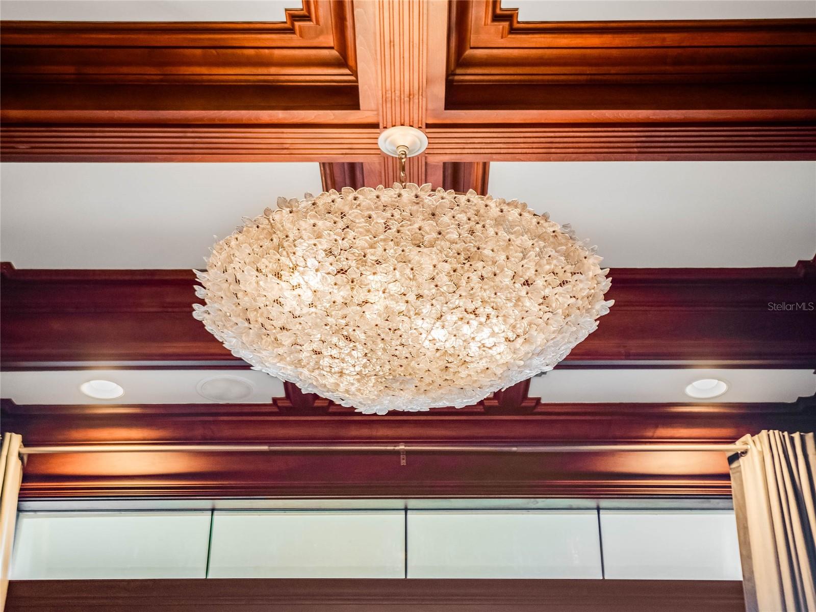 HEATHROW COUNTRY ESTATE HOMES - Residential