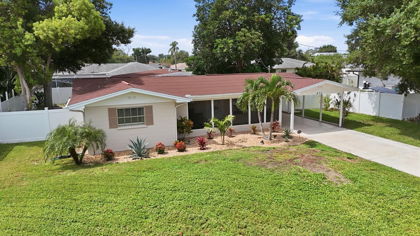 630 E SEMINOLE DRIVE