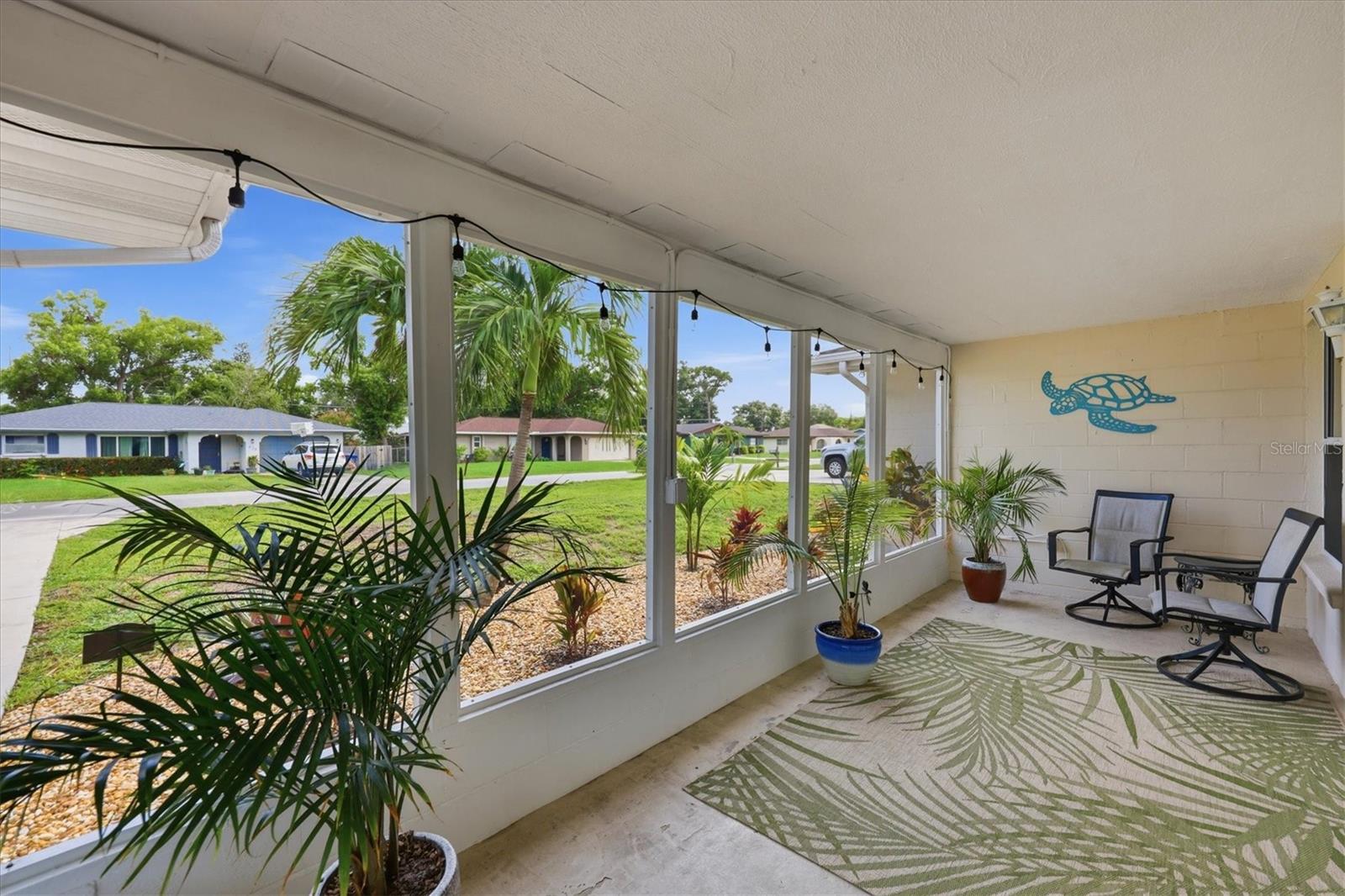 630 E SEMINOLE DRIVE
