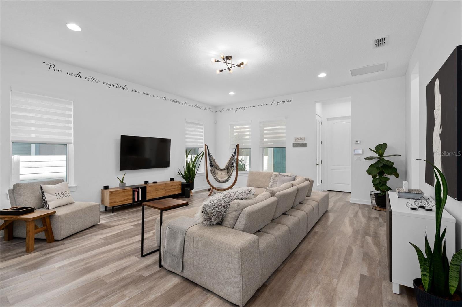 LAUREATE PARK PH 9 - Residential