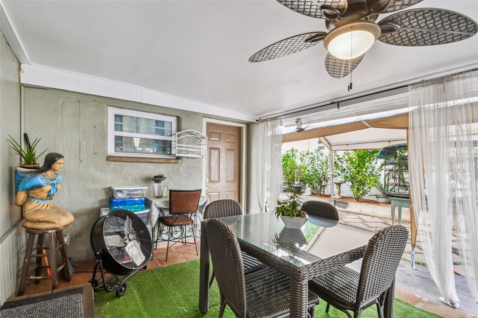 LAKE VIEW PARK SUB - Residential Income