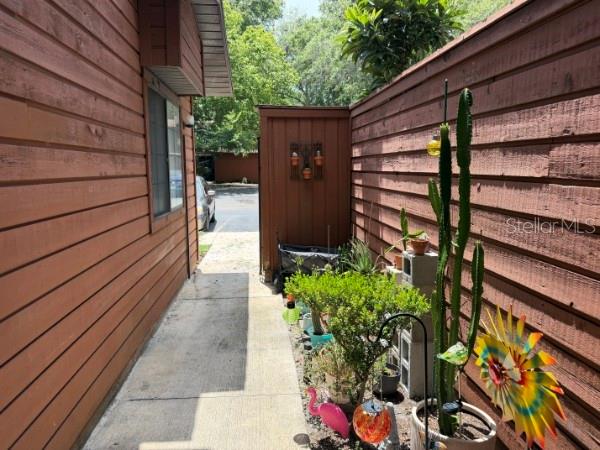 845 SW 55TH TERRACE