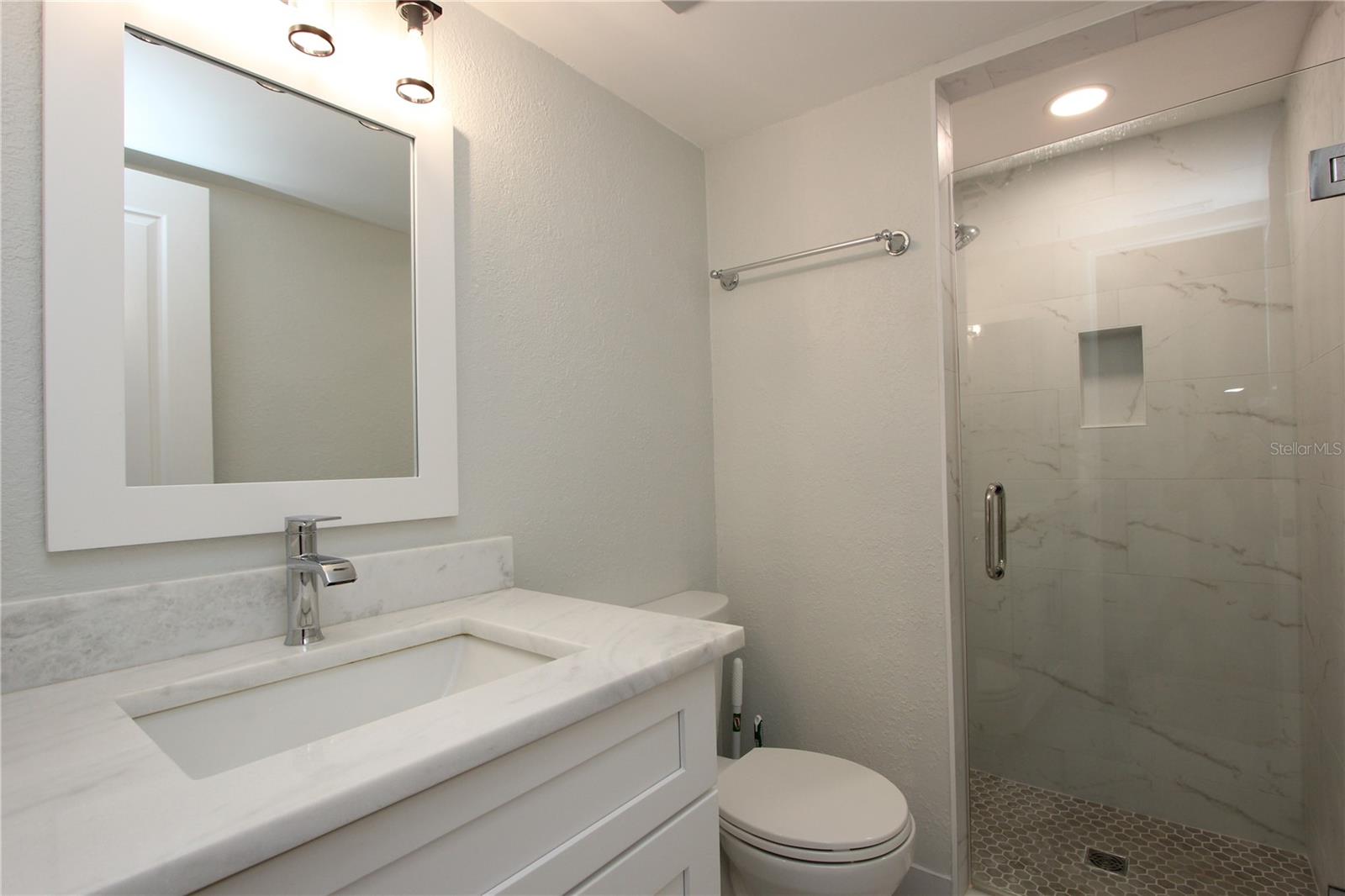 MEAD GARDEN - Residential Lease