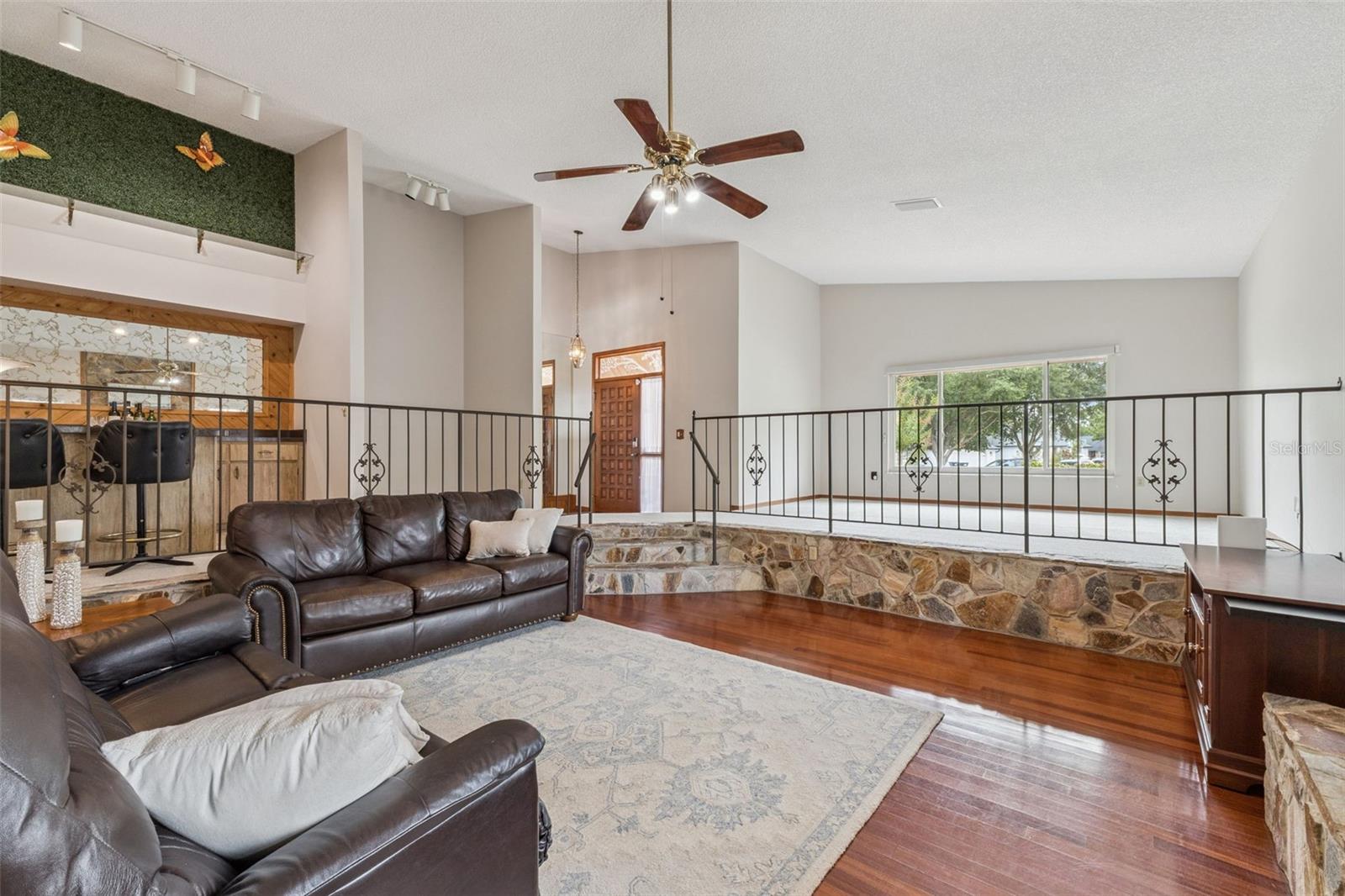 6006 SCOTS PINE COURT