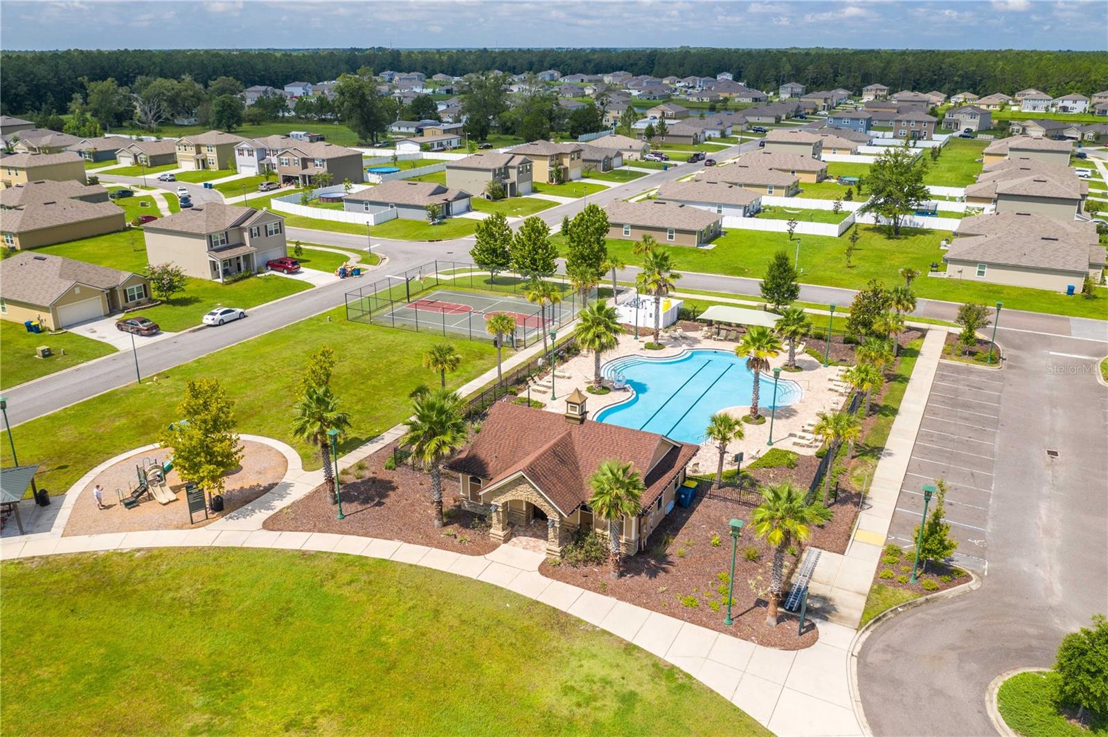VILLAGES OF WESTPORT PH 02 - Residential