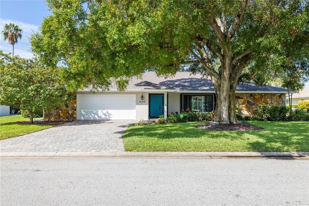 Photo of 4125 Pinar Drive, Bradenton, FL 34210 (MLS # A4690541)