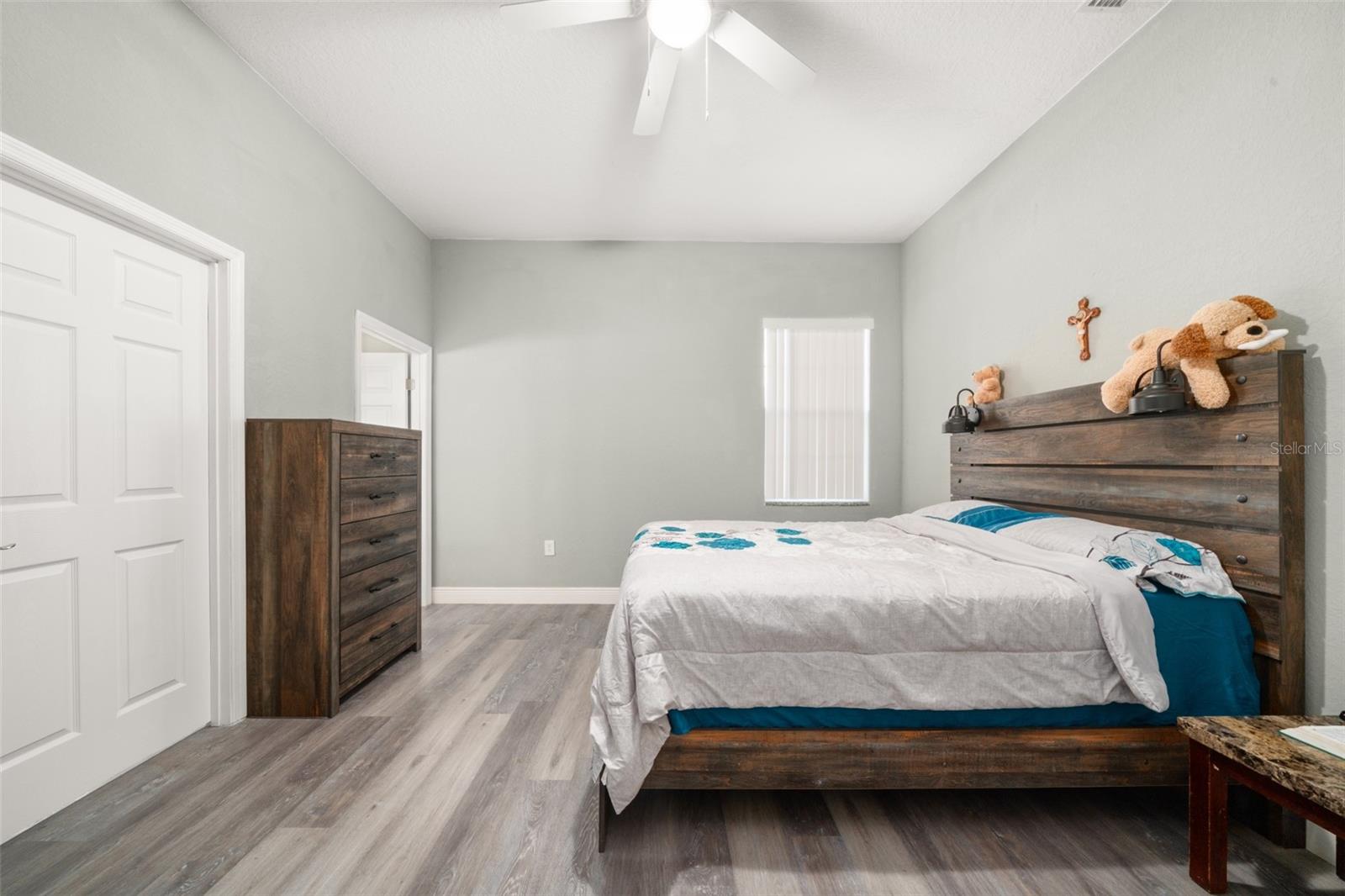 AVON PARK LAKES UNIT 42 PB 5-PG 89 LOTS 13610 + 1 - Residential