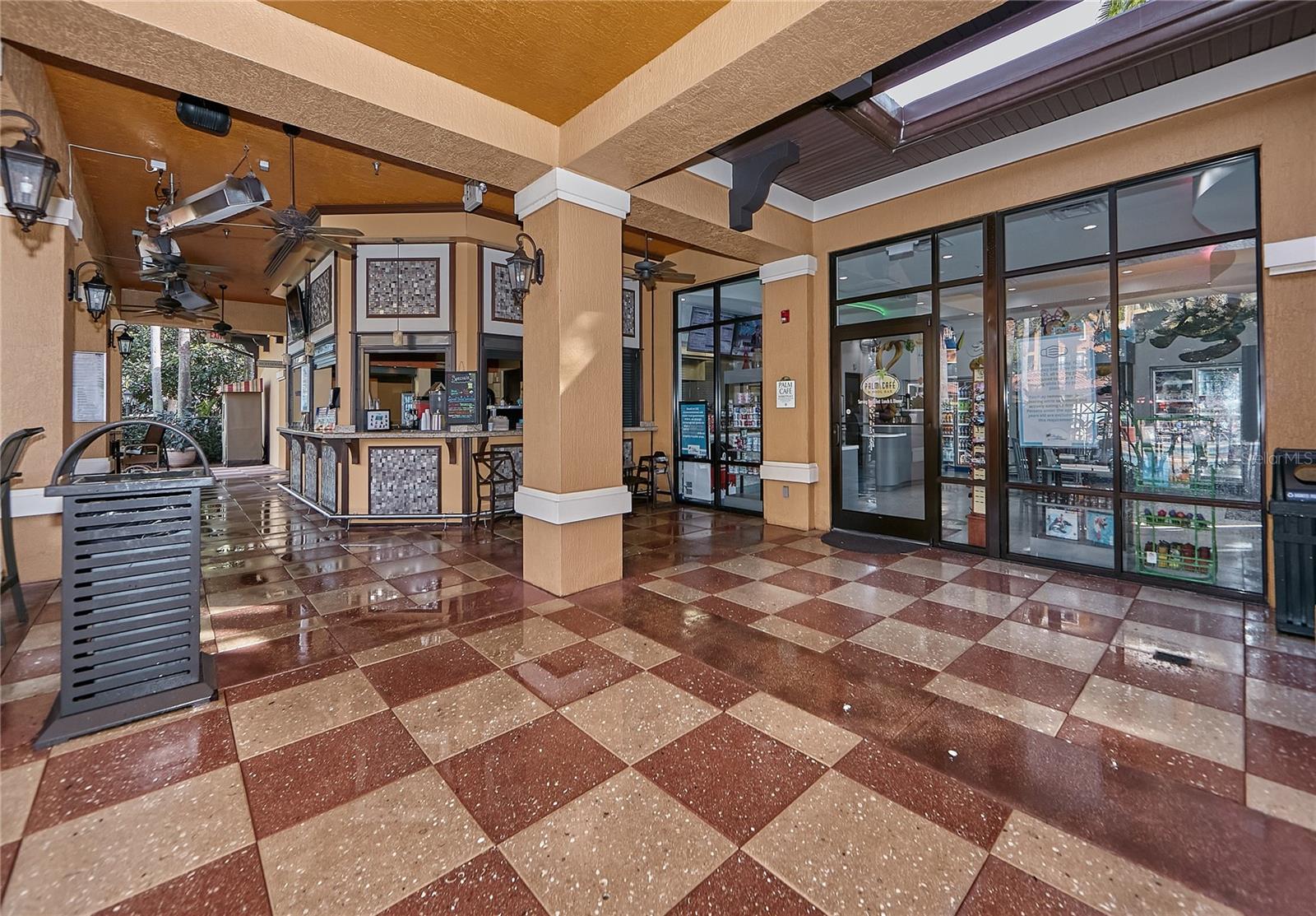 FLORIDAYS ORLANDO RESIDENCE - Residential