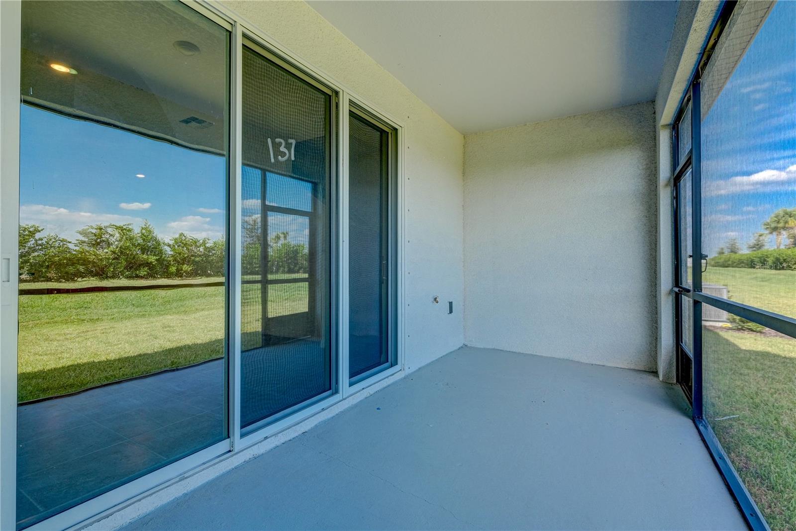 STAR FARMS AT LAKEWOOD RANCH - Residential Lease