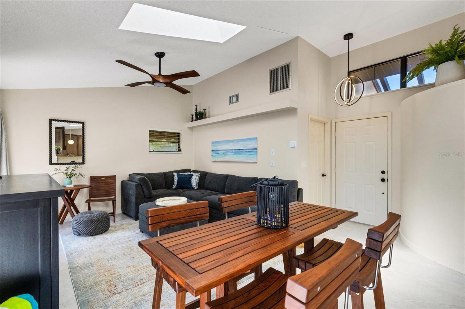 FOUR HUNDRED FORTY PLACE - Residential