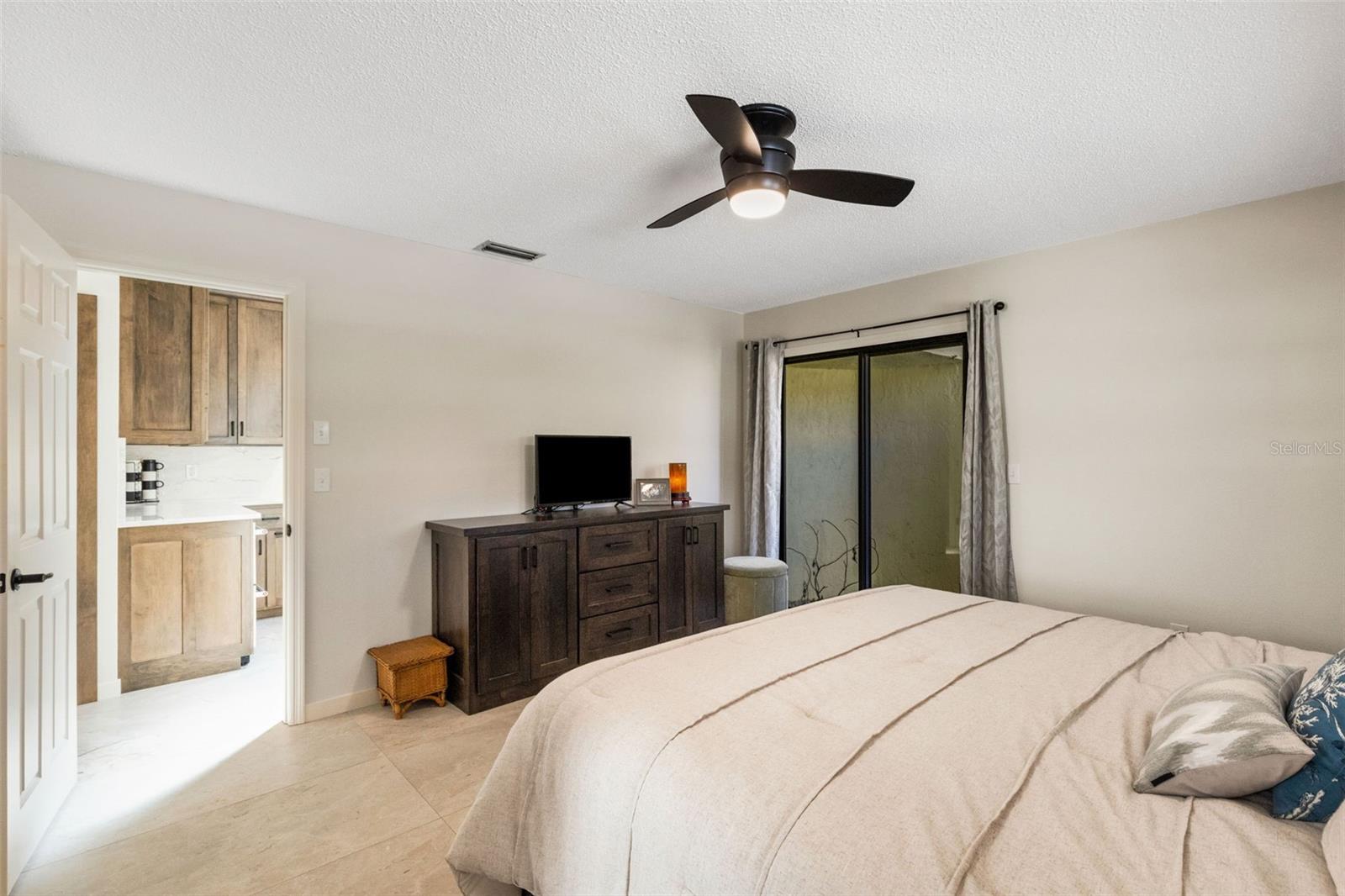 FOUR HUNDRED FORTY PLACE - Residential