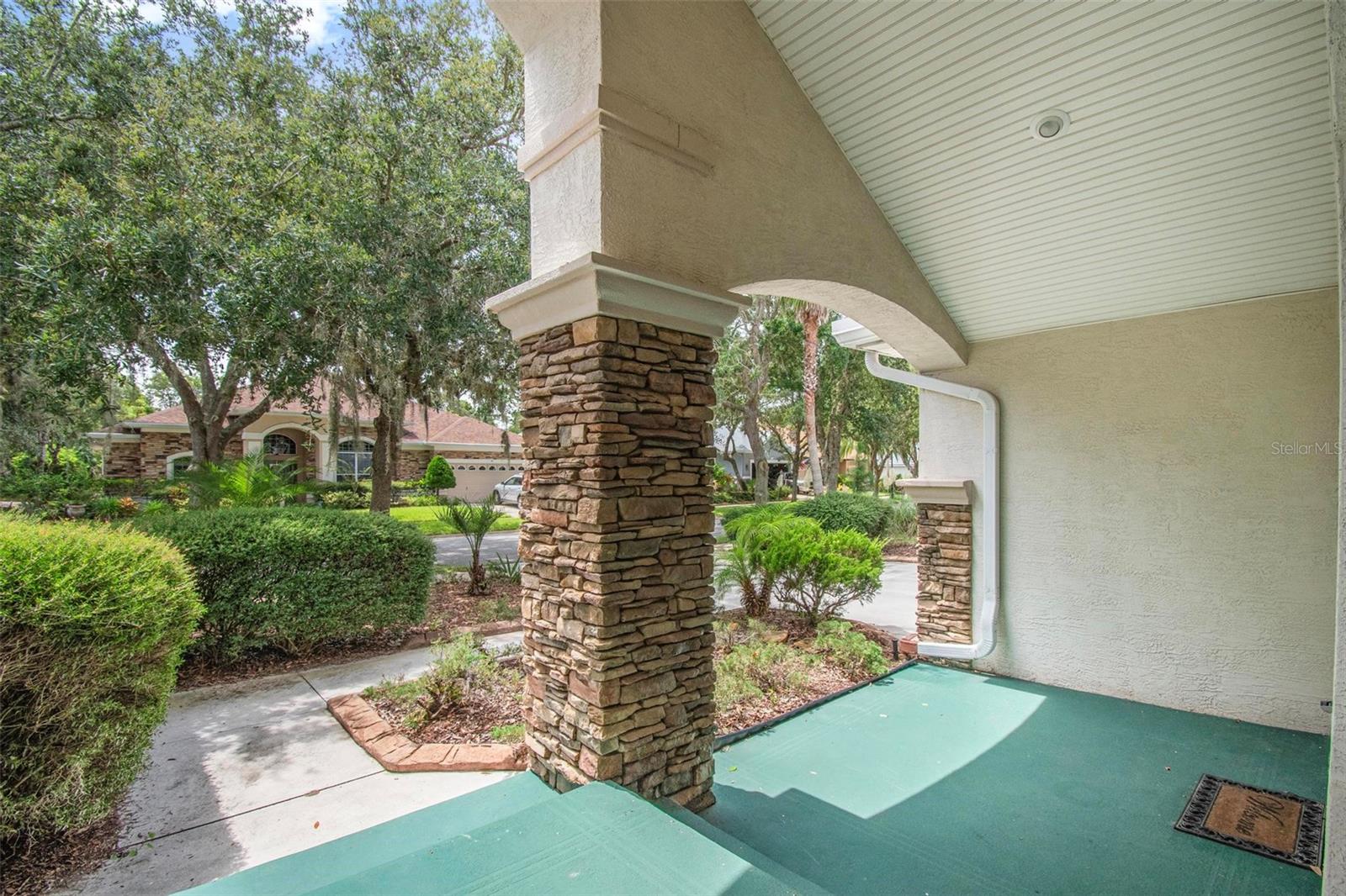 17 GRANDVIEW DRIVE