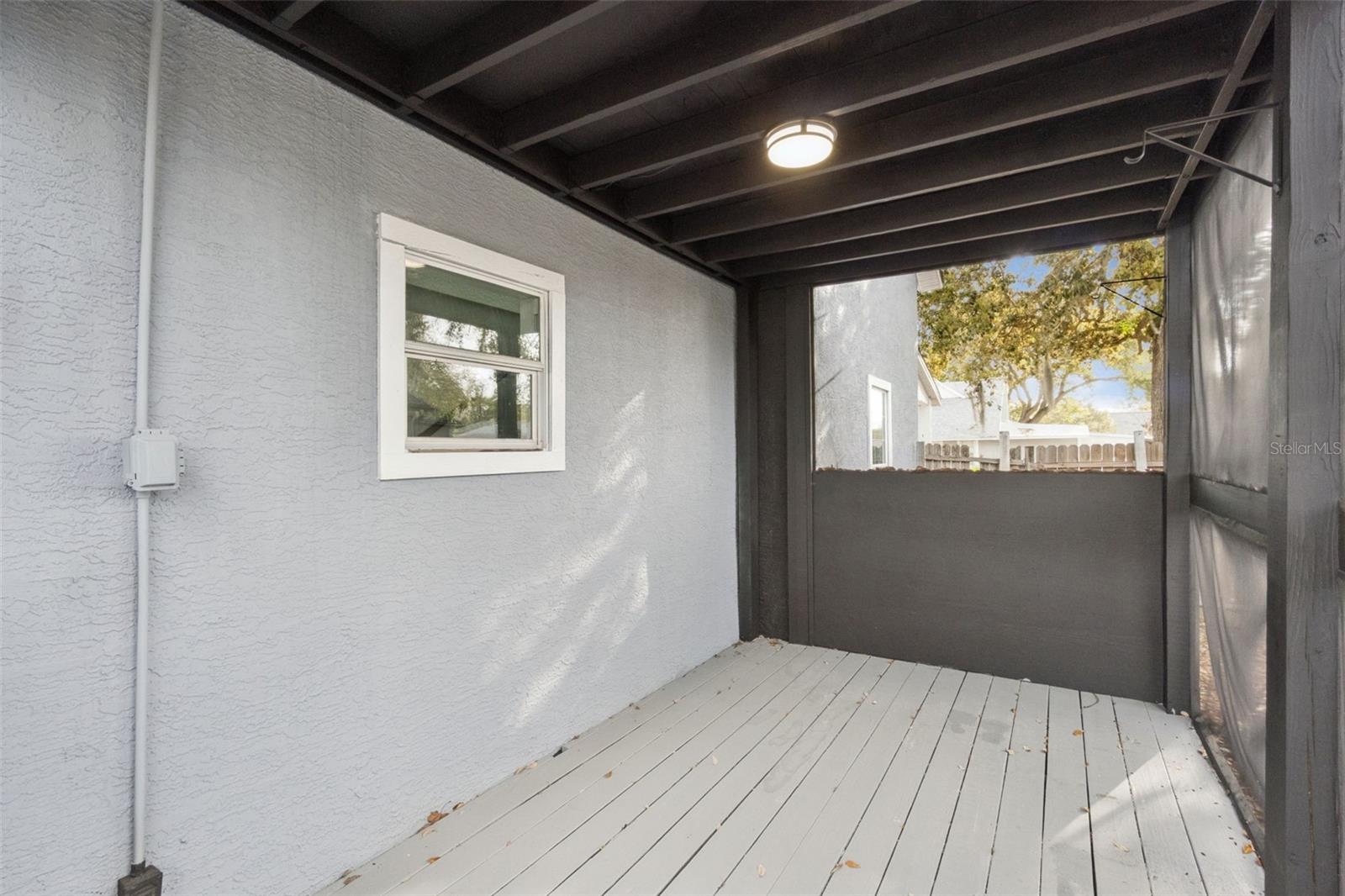 C W DOOPS - Residential Lease