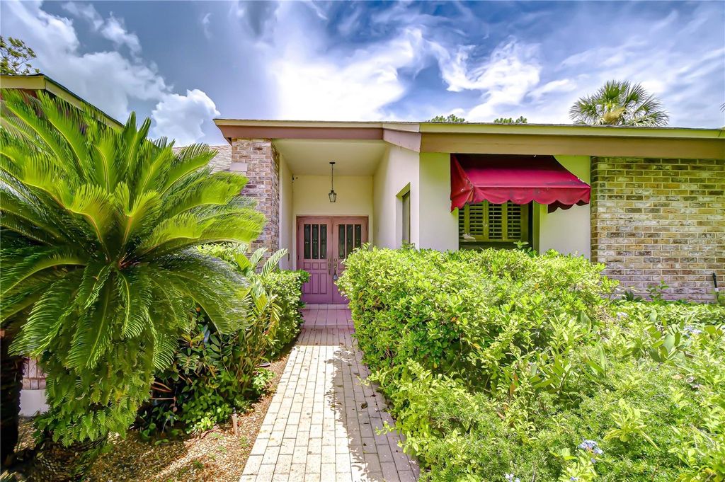 Photo of 5317 Burchette Road, Tampa, FL 33647 (MLS # TB8406954)