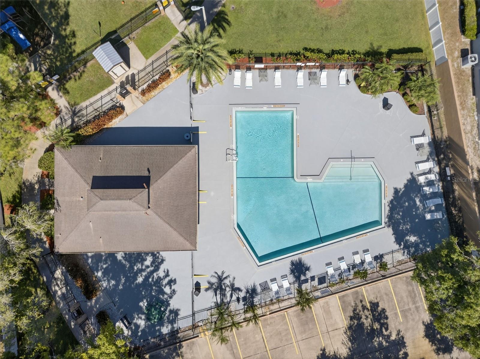 HEATHER LAKES UNIT XXVII PH - Residential