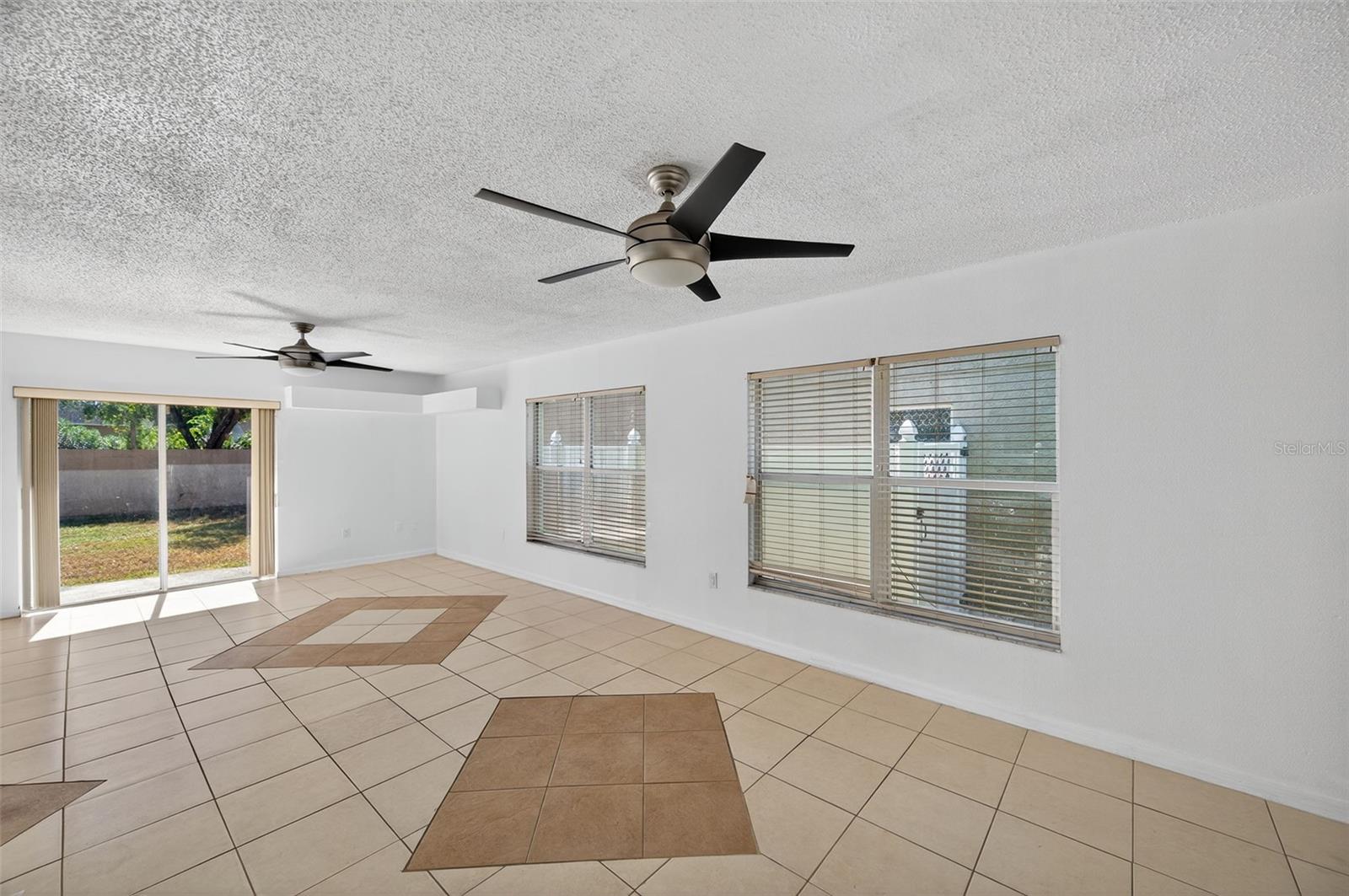 HEATHER LAKES UNIT XXVII PH - Residential