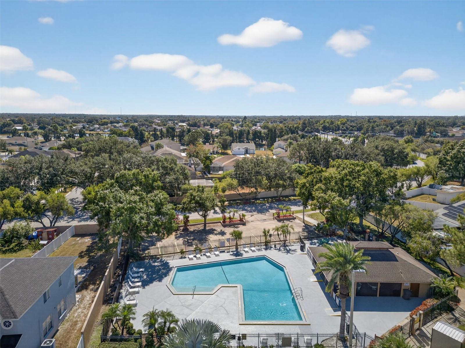 HEATHER LAKES UNIT XXVII PH - Residential