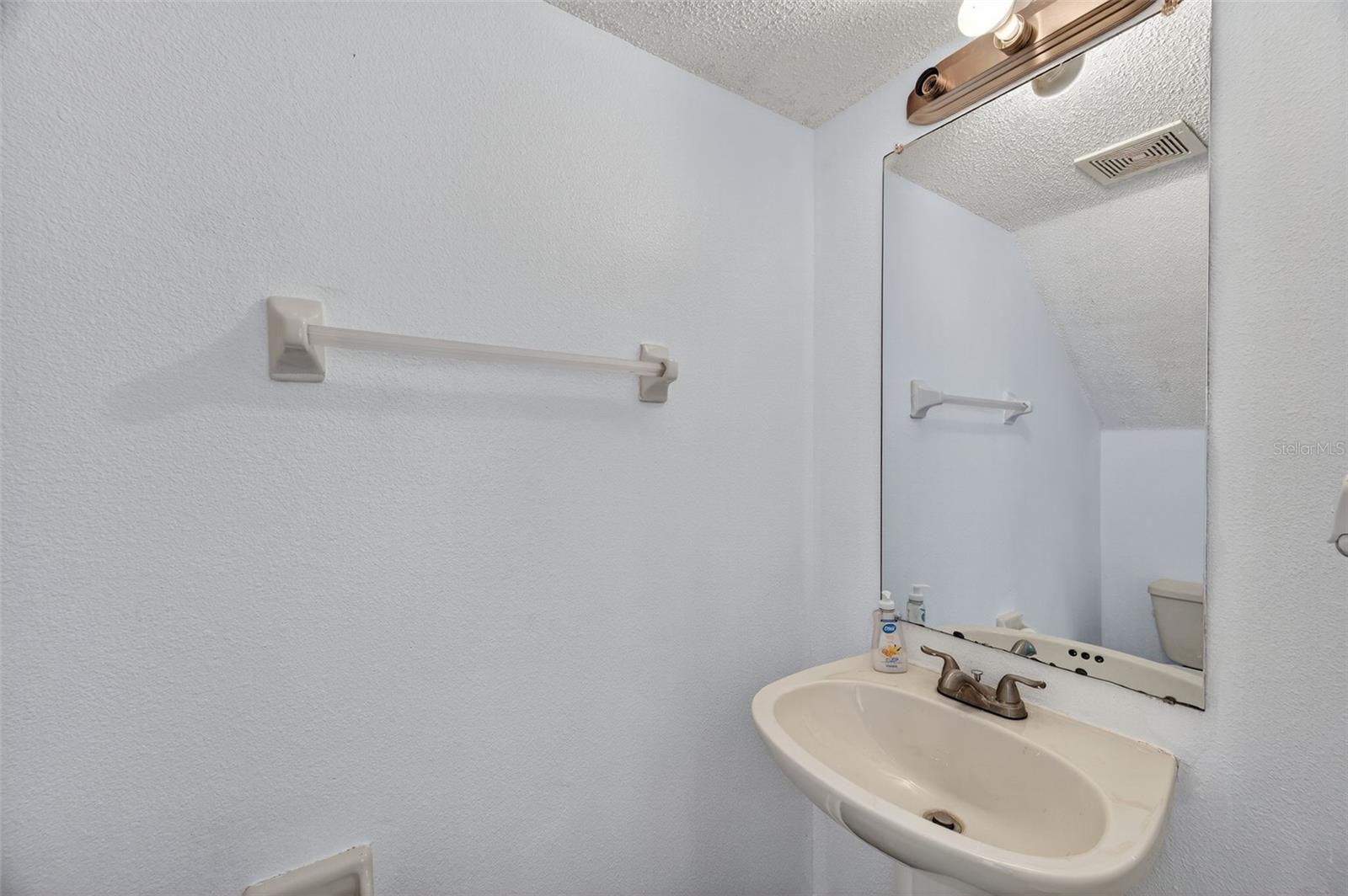 HEATHER LAKES UNIT XXVII PH - Residential