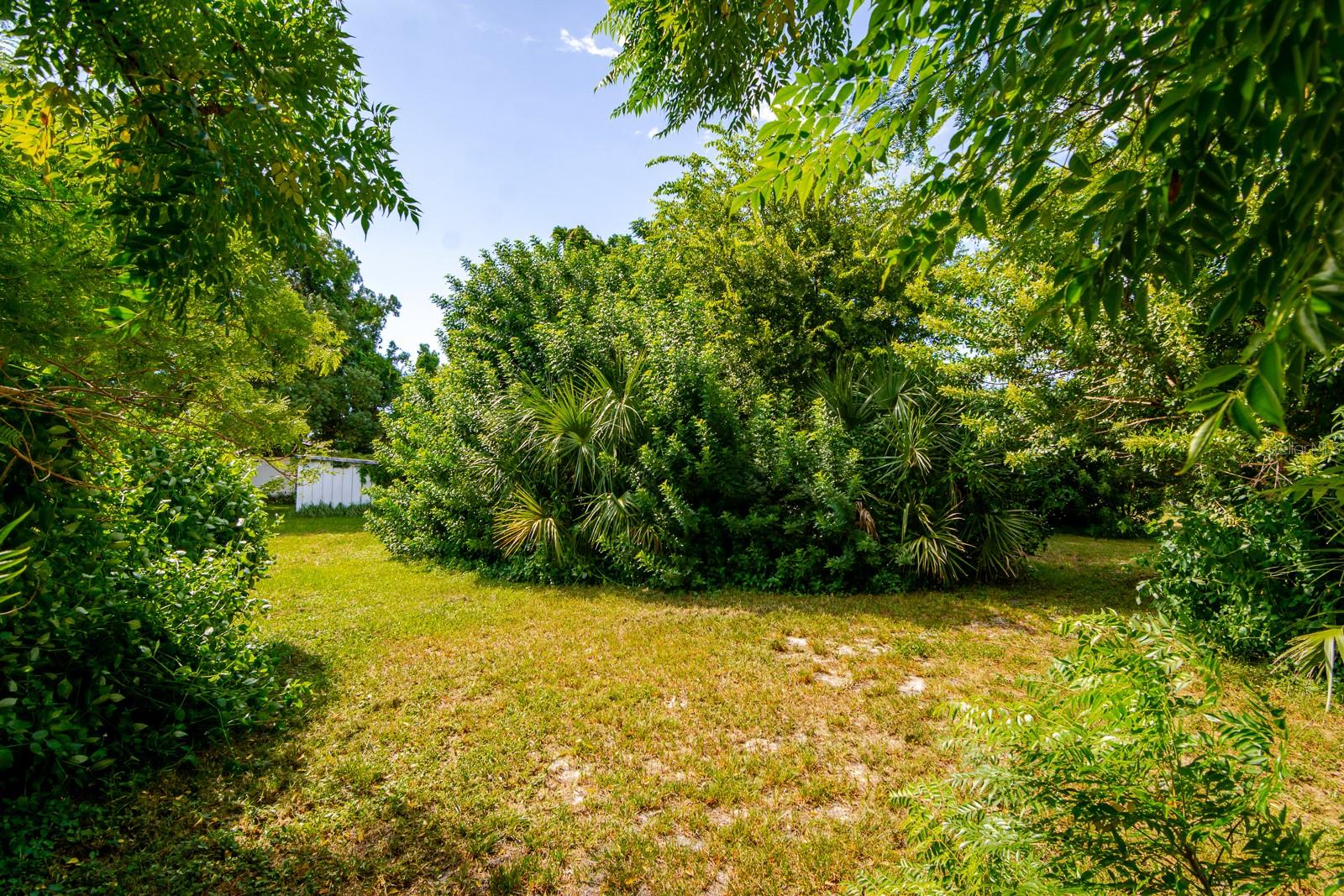 HOLIDAY HILL - Residential