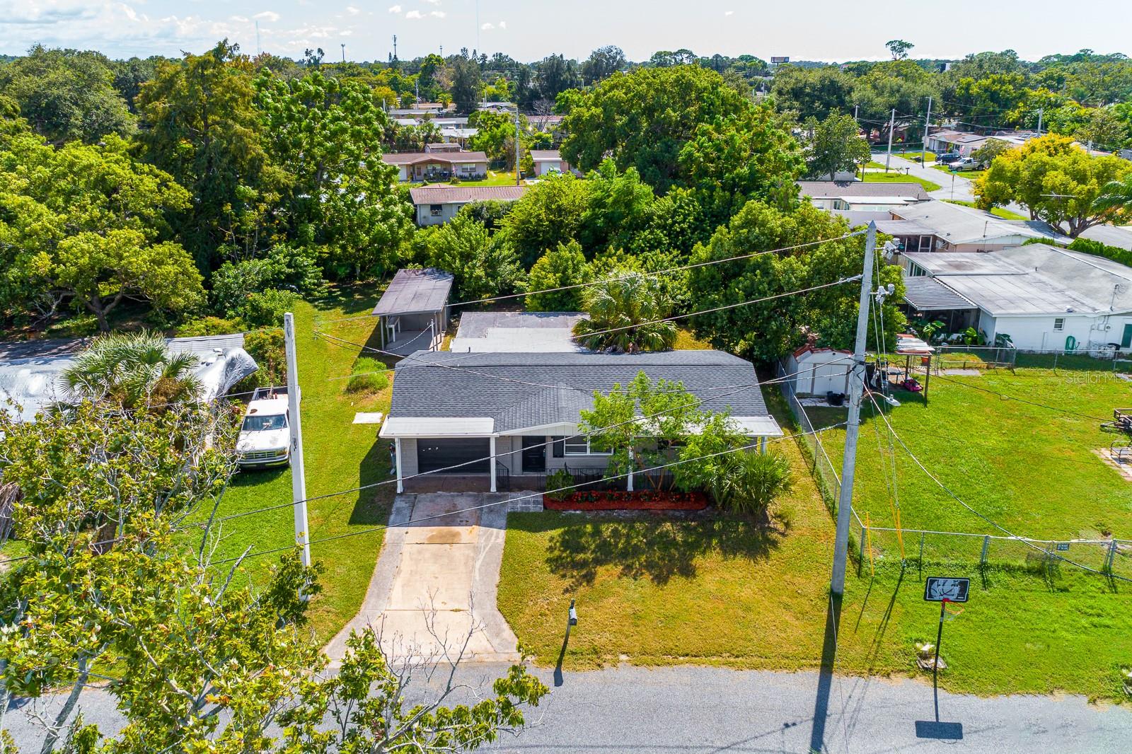 HOLIDAY HILL - Residential