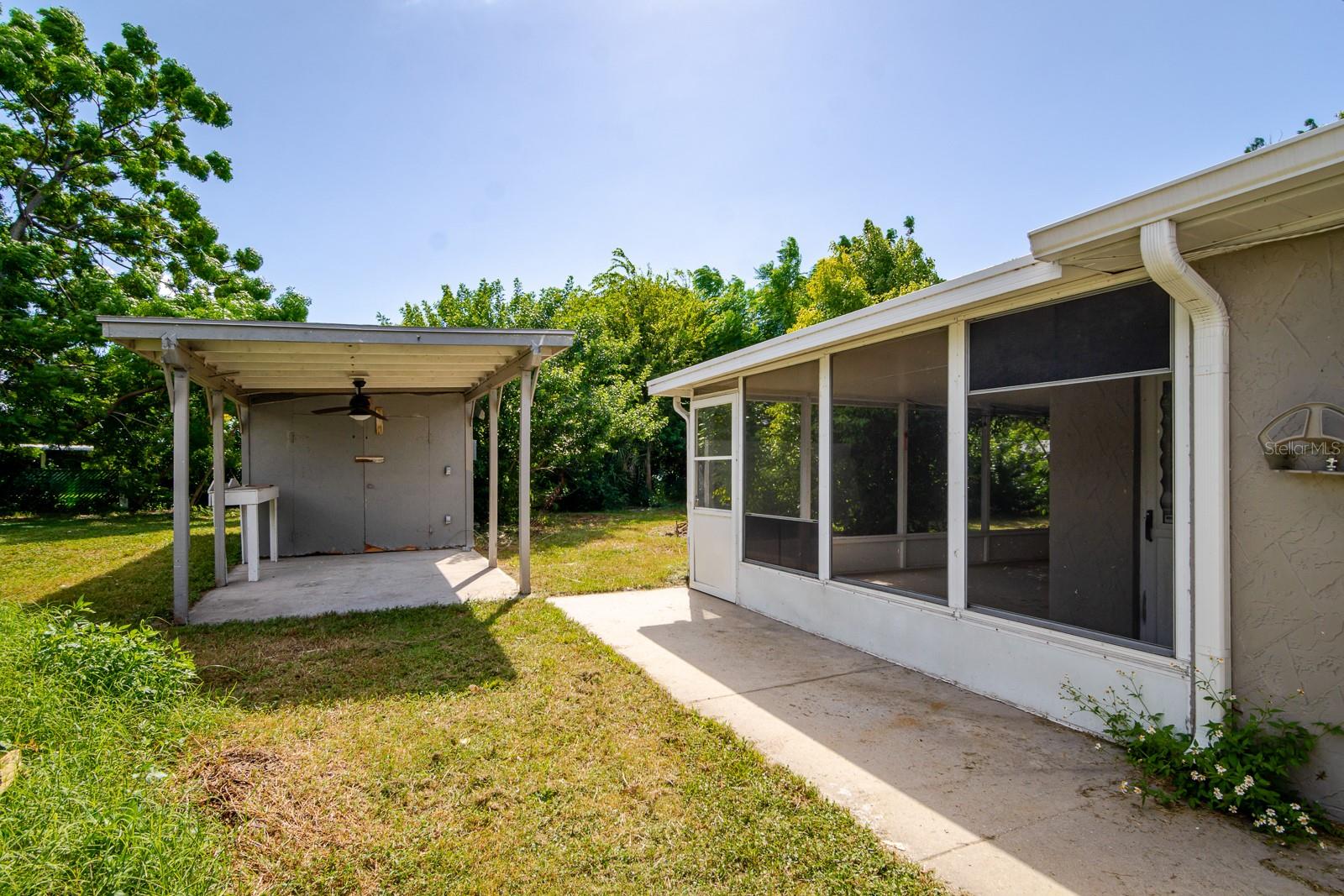 HOLIDAY HILL - Residential
