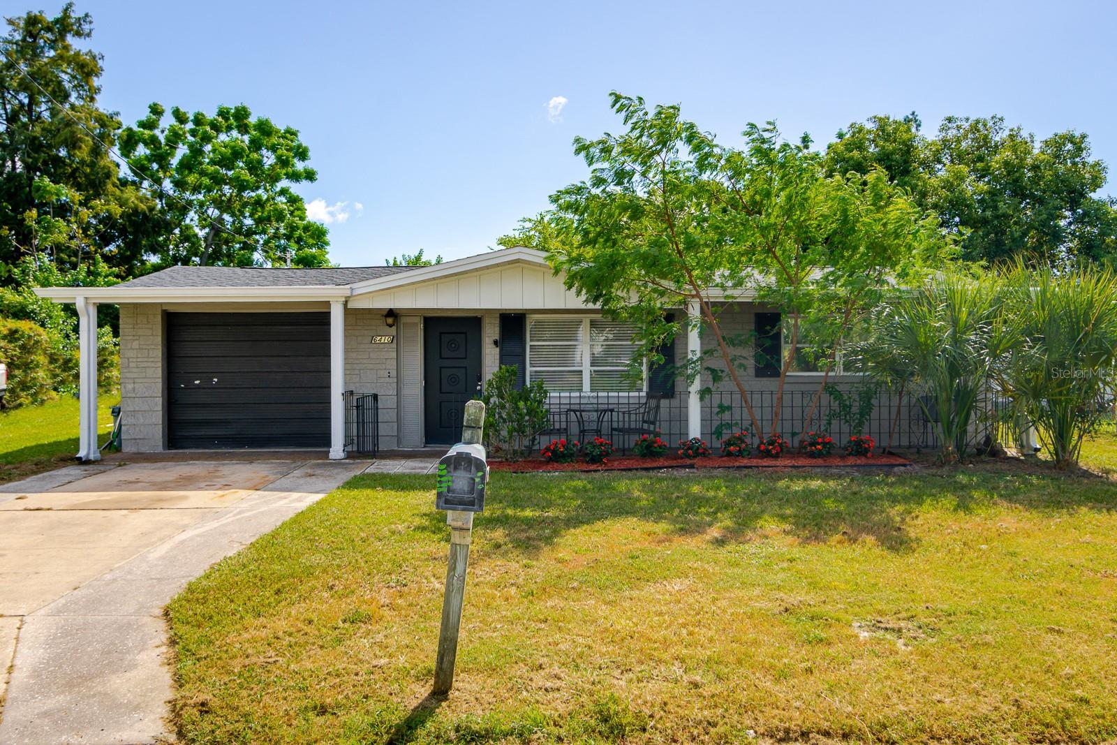 HOLIDAY HILL - Residential