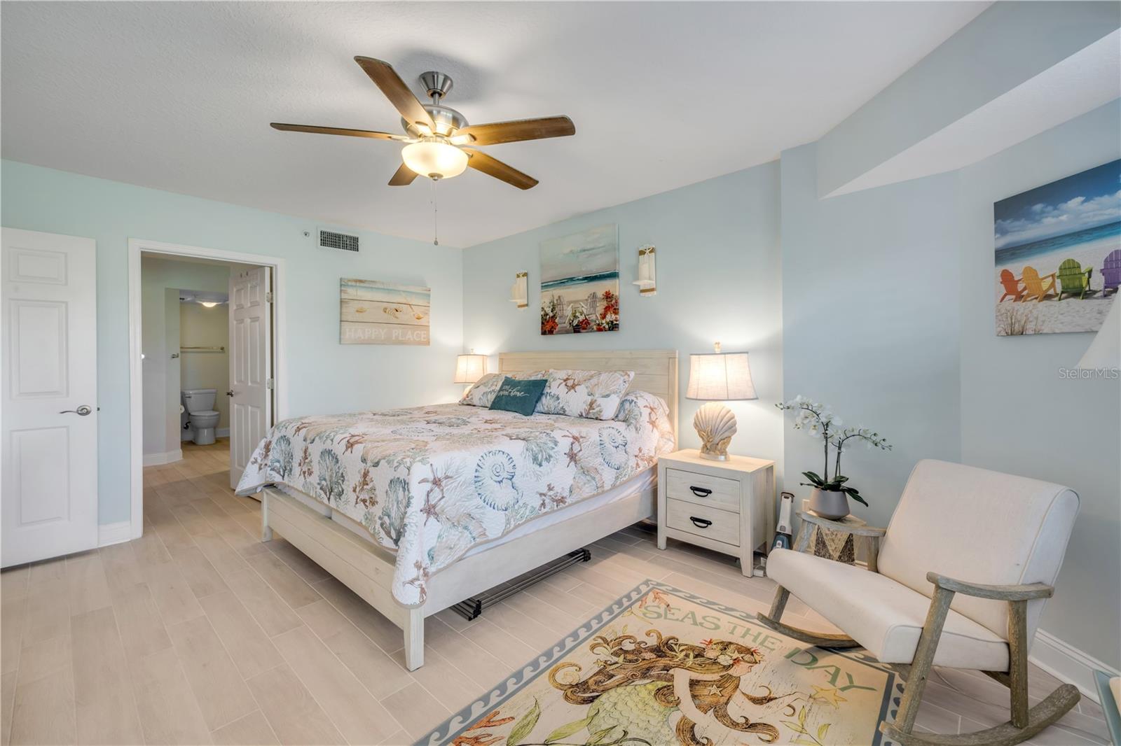 HARBOUR VILLAGE CONDO - Residential