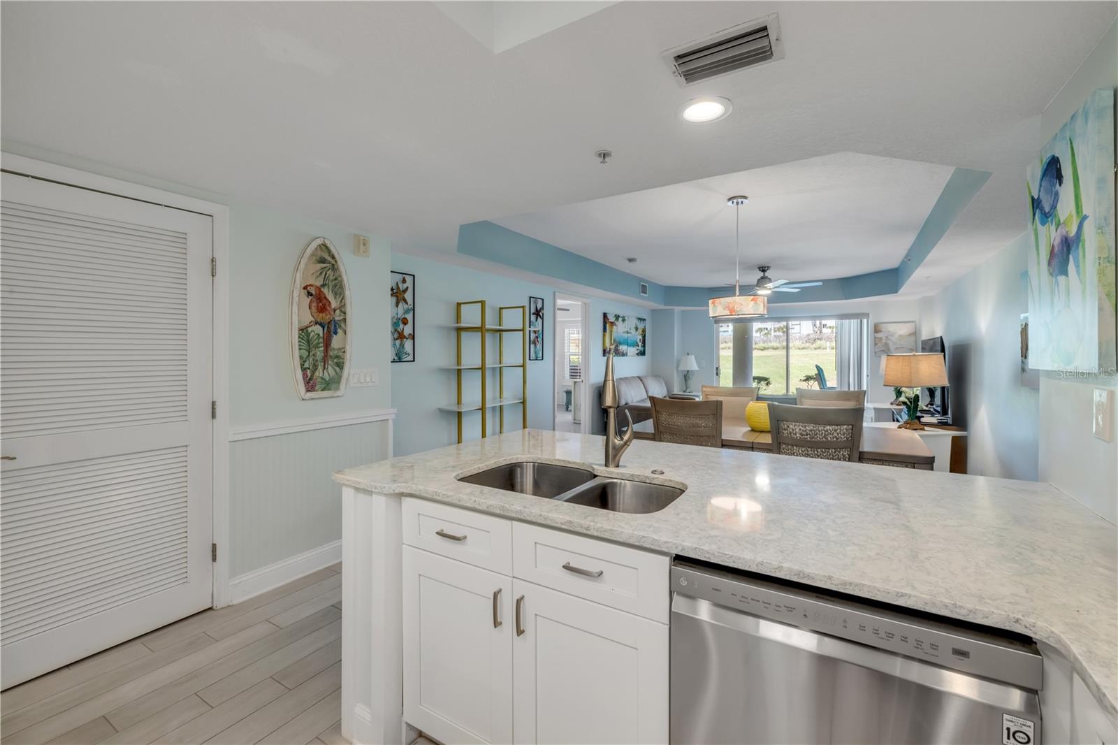 HARBOUR VILLAGE CONDO - Residential