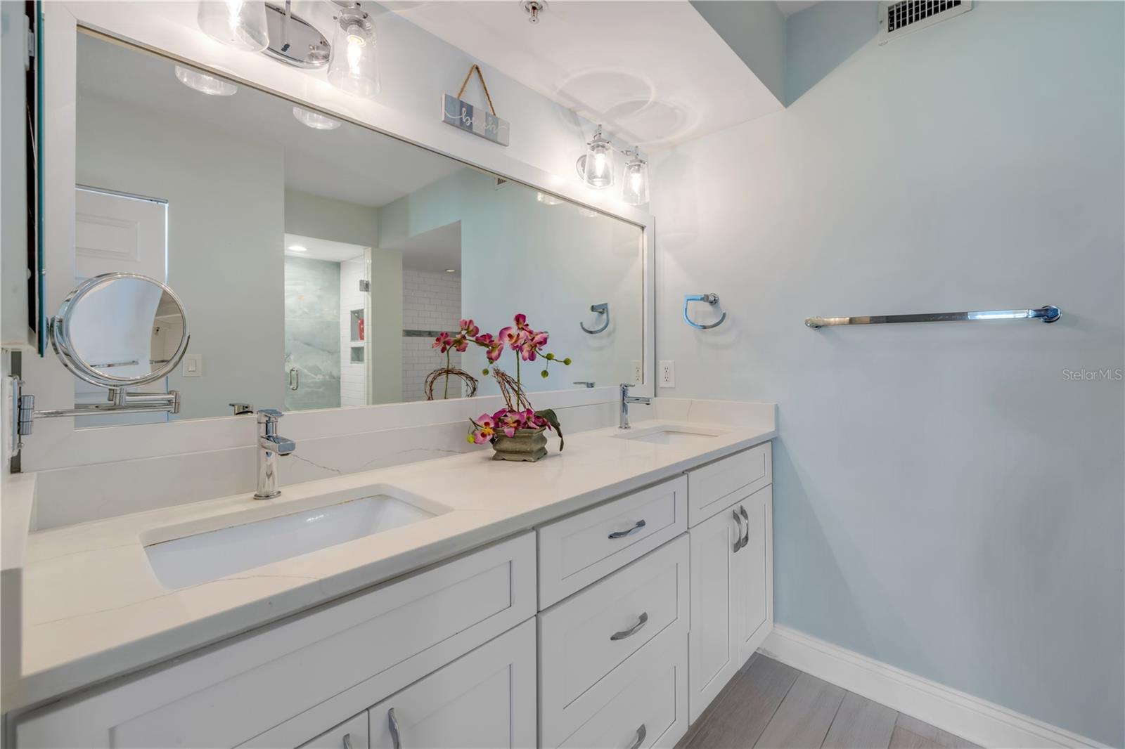 HARBOUR VILLAGE CONDO - Residential