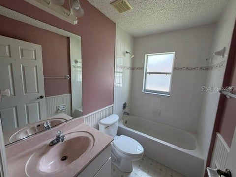 Tiny photo for 5304 SE 15th Court, Ocala, FL 34480 (MLS # S5158776)