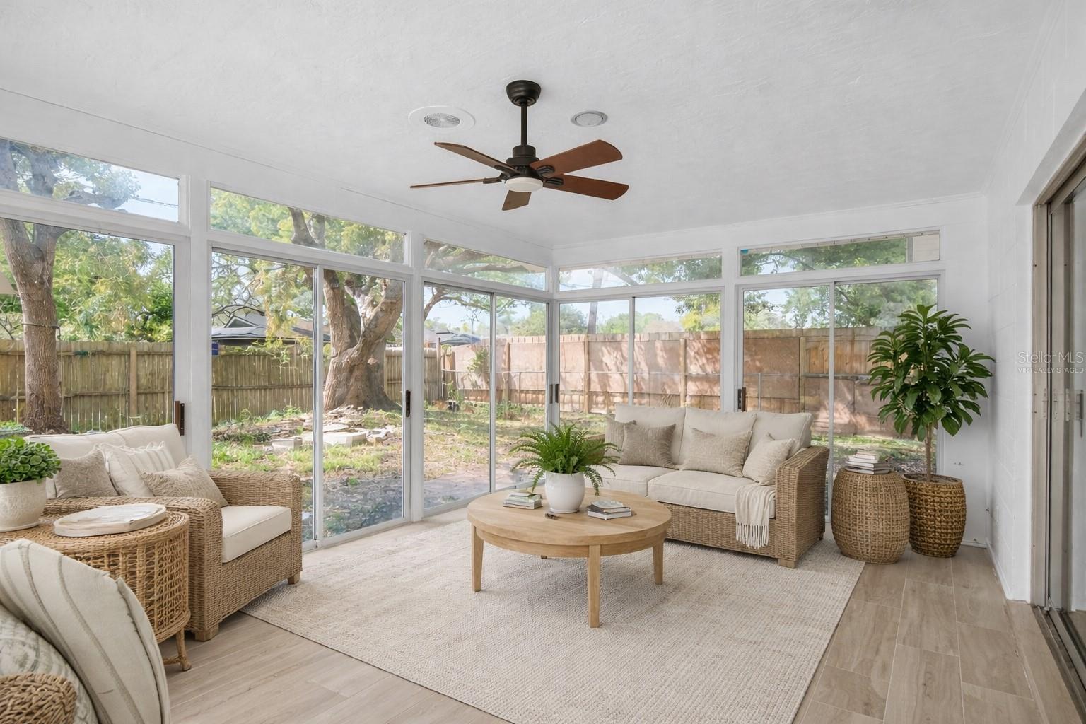 ENGLISH ESTATES UNIT 2 - Residential