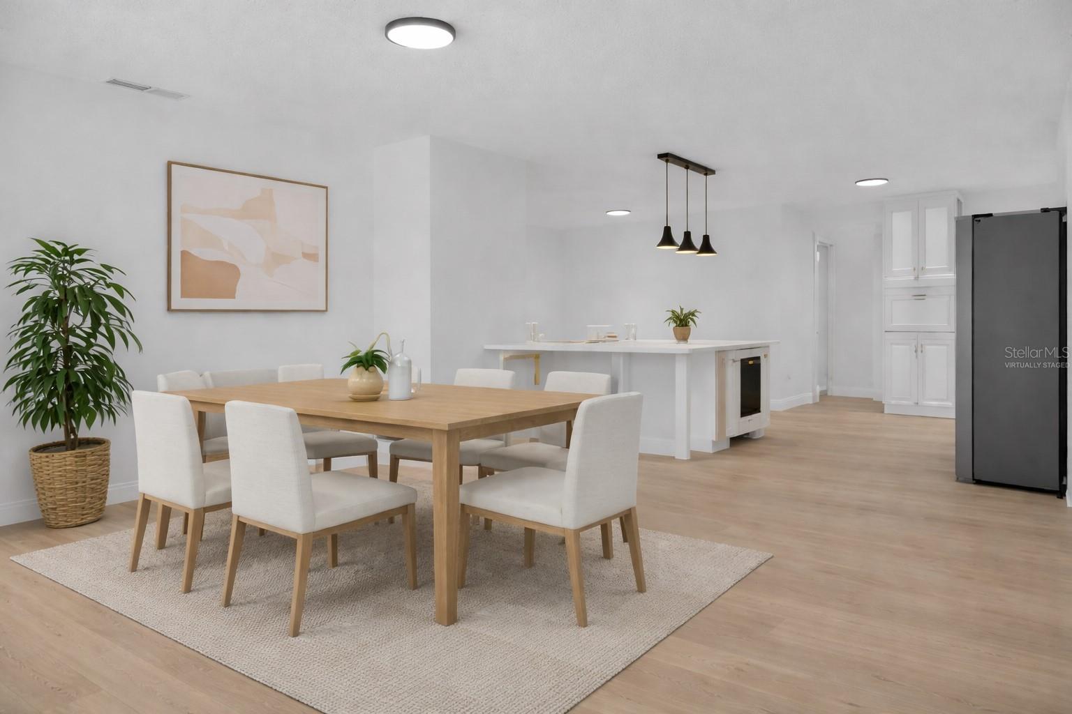 ENGLISH ESTATES UNIT 2 - Residential