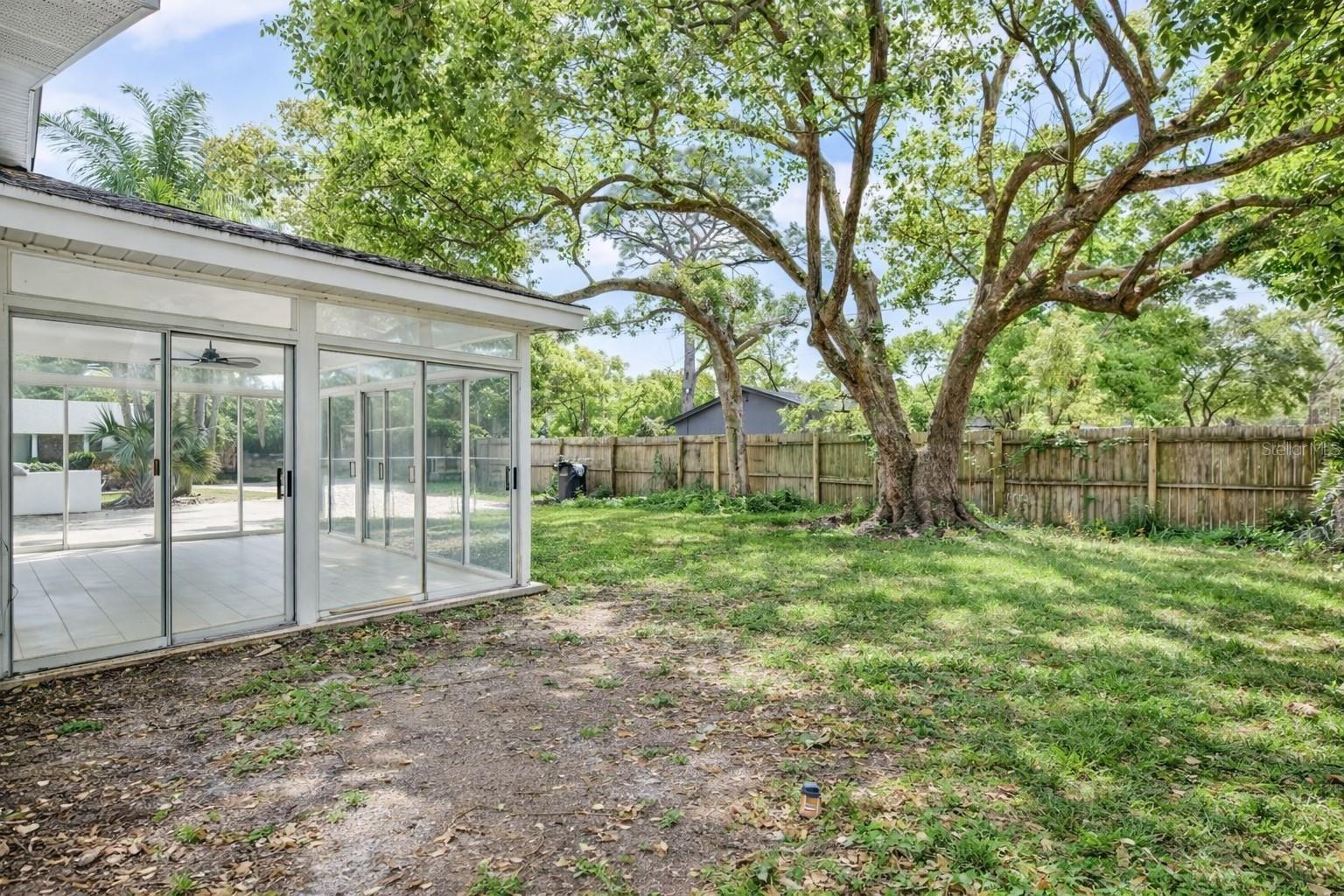 ENGLISH ESTATES UNIT 2 - Residential