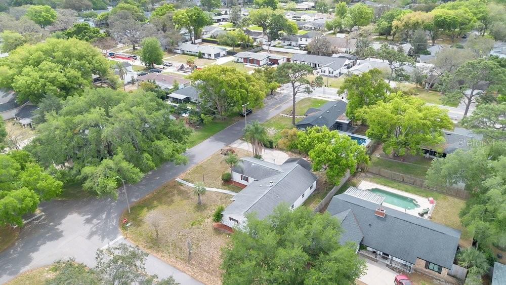 ENGLISH ESTATES UNIT 2 - Residential