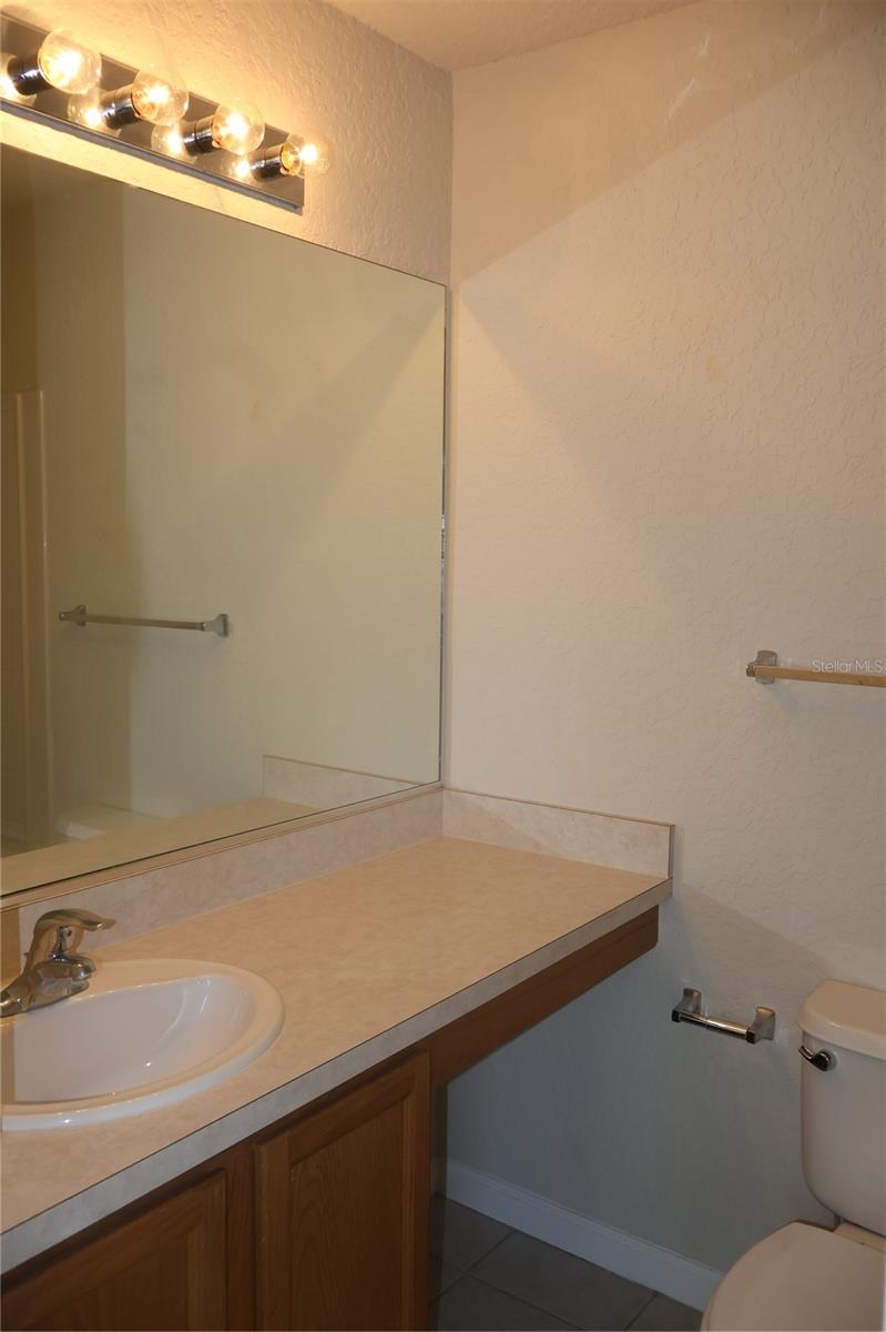 WYNCHASE TWNHMS - Residential Lease