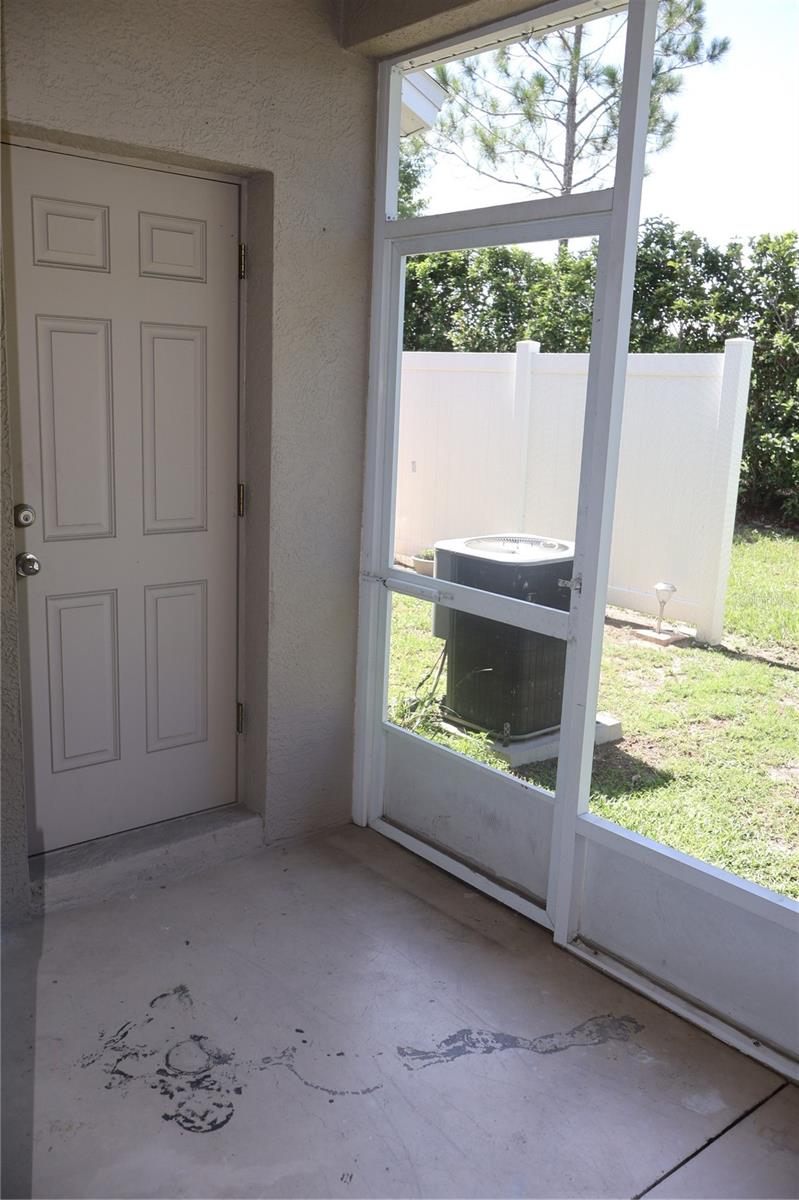 WYNCHASE TWNHMS - Residential Lease