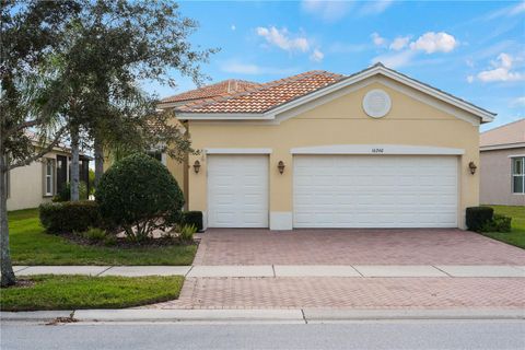 A home in WIMAUMA