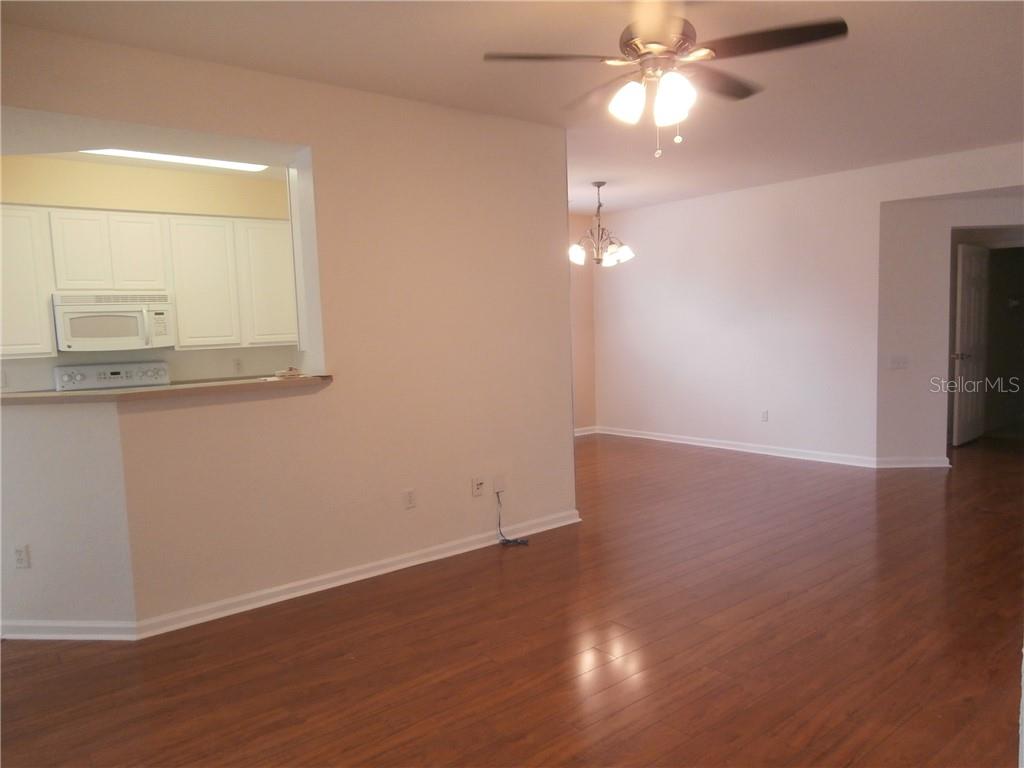 CARRIAGE HMS/STONEBRIDGE COMMO - Residential Lease